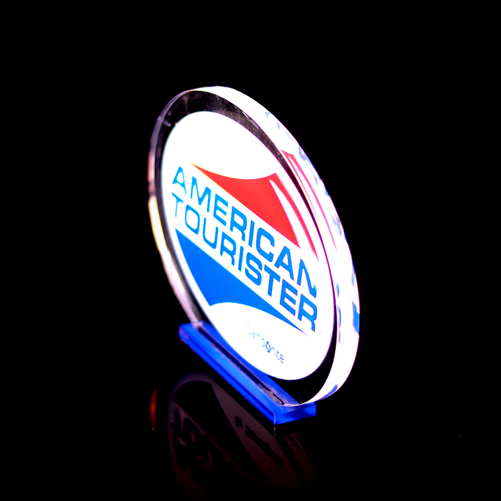 厂家定制台面发光字桌面亚克力发光LOGO标识立牌